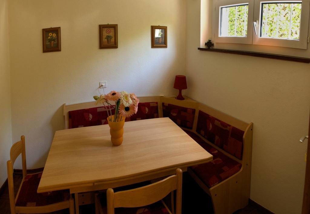 Casa Alice Locarno Quarto foto